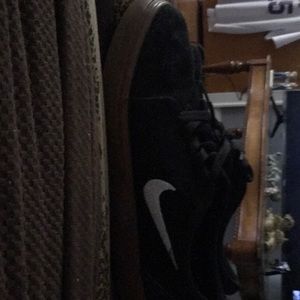 Nike sb skater shoes